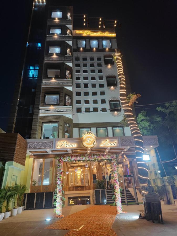 Prime Land Varanasi Exterior foto
